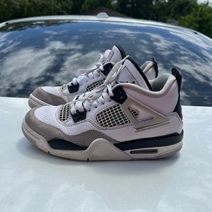 Jordan retro 4